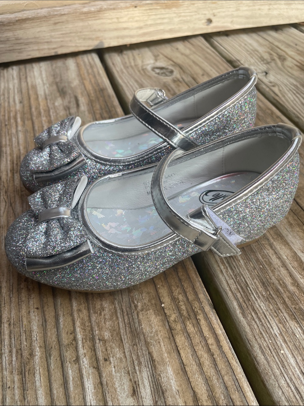 Cherokee Girls Silver Glitter Mary Jane Bow Dress Shoes Size 9